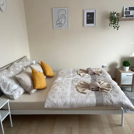 Modern Living Apartment Budapest Exterior photo